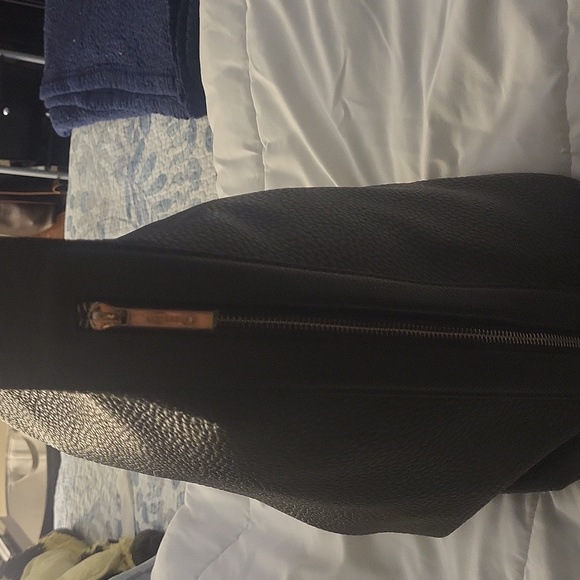 Fiorelli Italian hobo bag - Picture 3 of 8